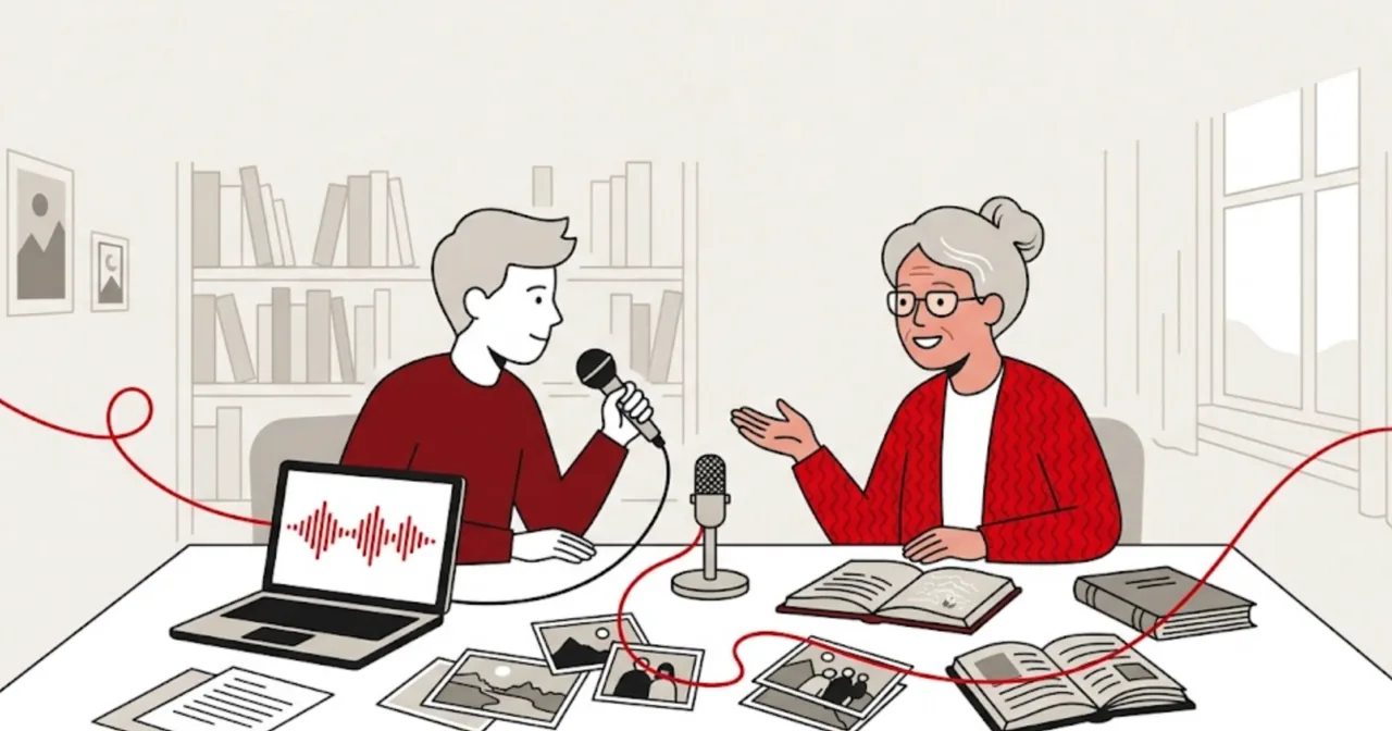 Ein Jugendlicher interviewt eine ältere Frau mit Mikrofon, auf dem Tisch liegen alte Fotos und Bücher.
